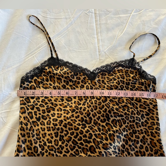 Sexy leopard print teddy. - Picture 4 of 5